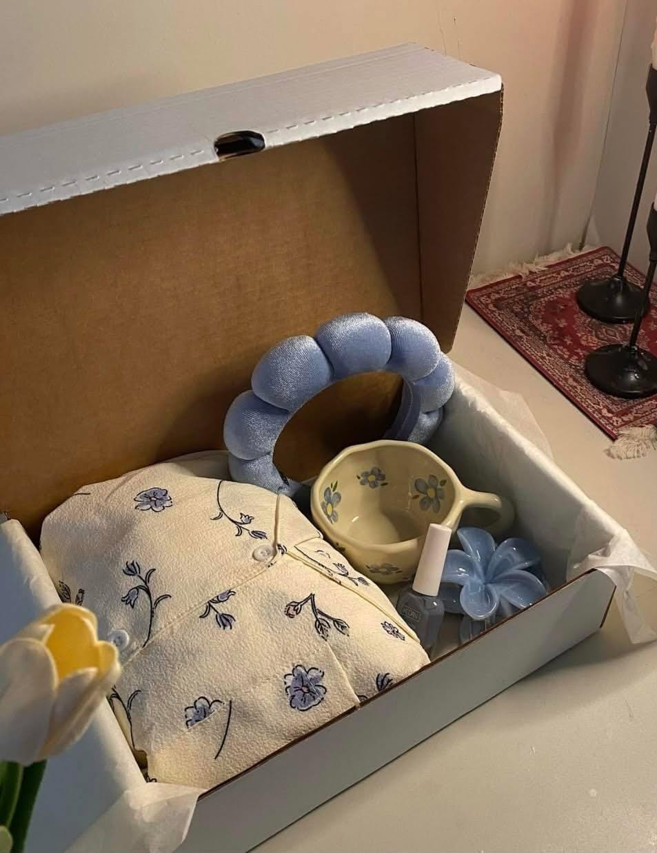 Blue Flowers Gift Box