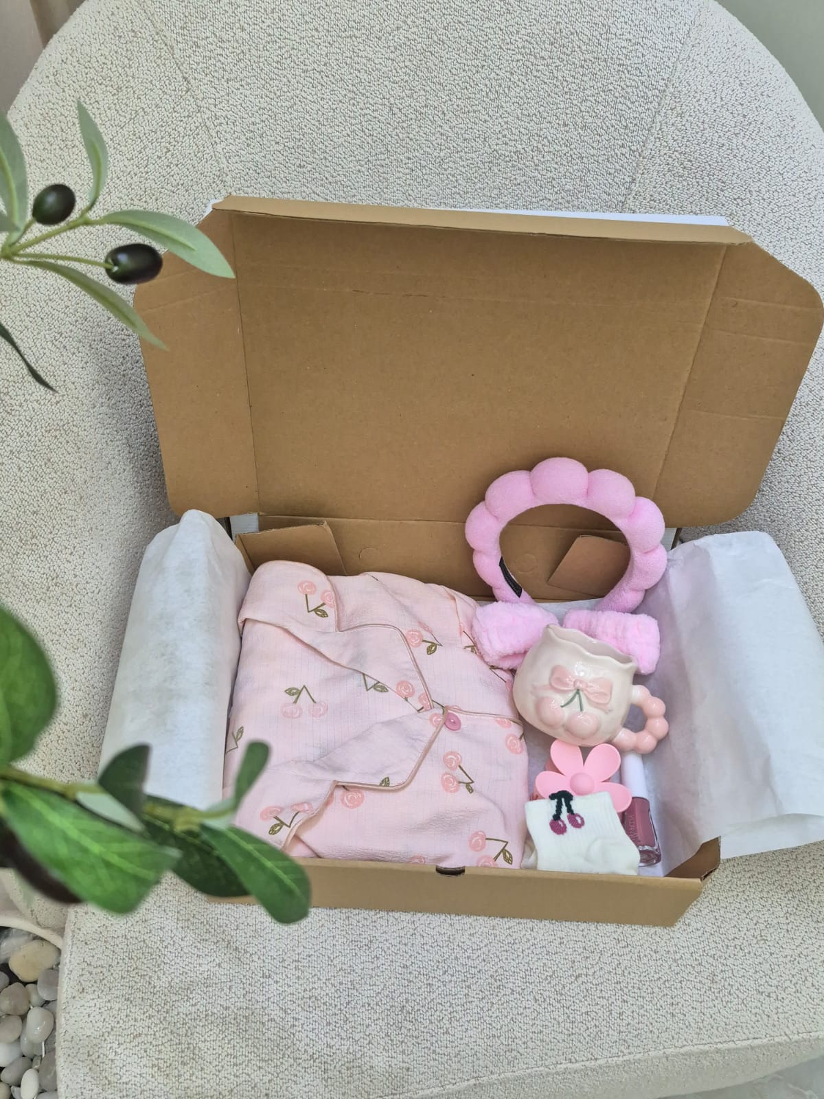 Pink cherry gift Box