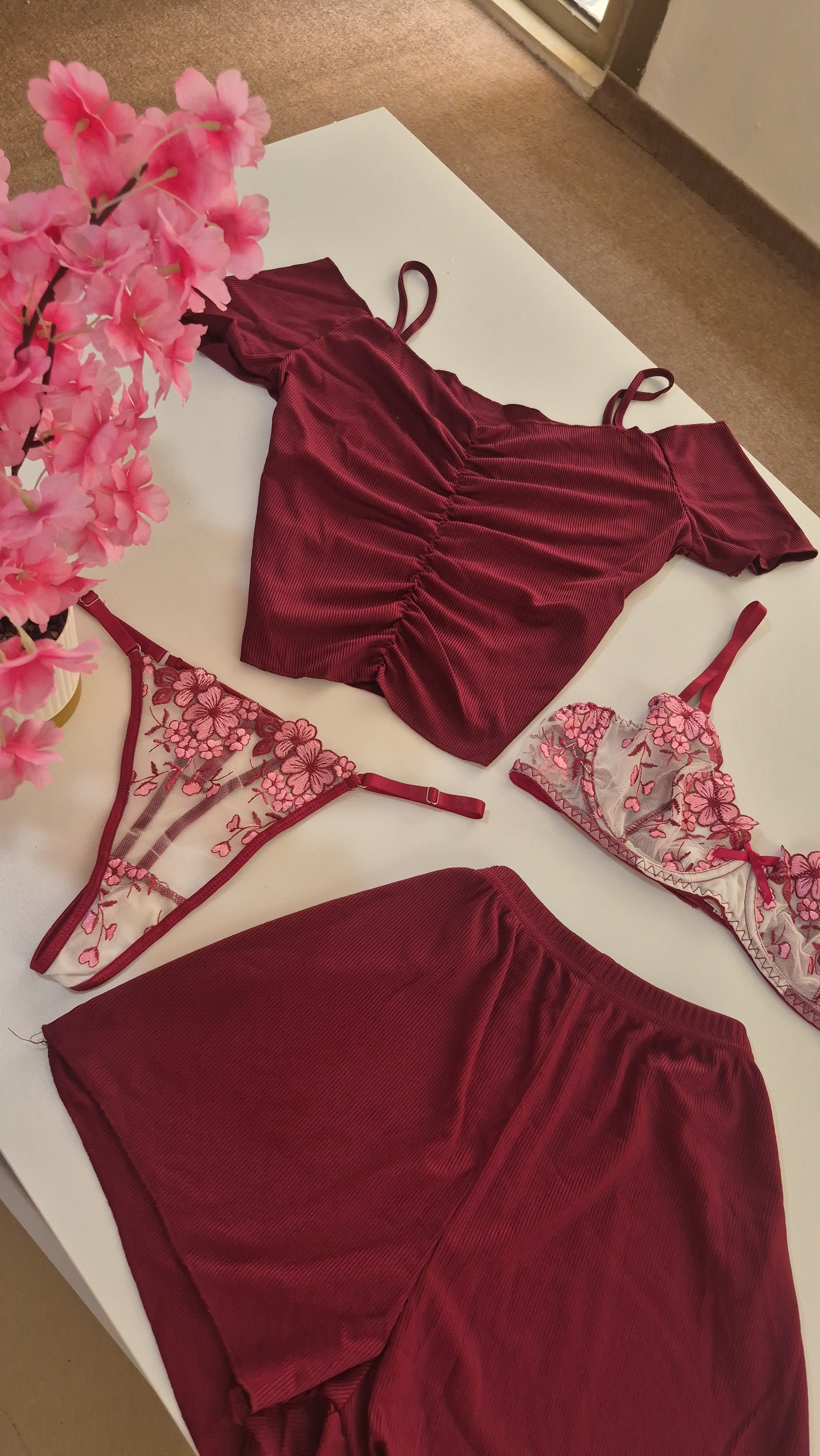 Burgendy Short Set with Bra Set 4pcs