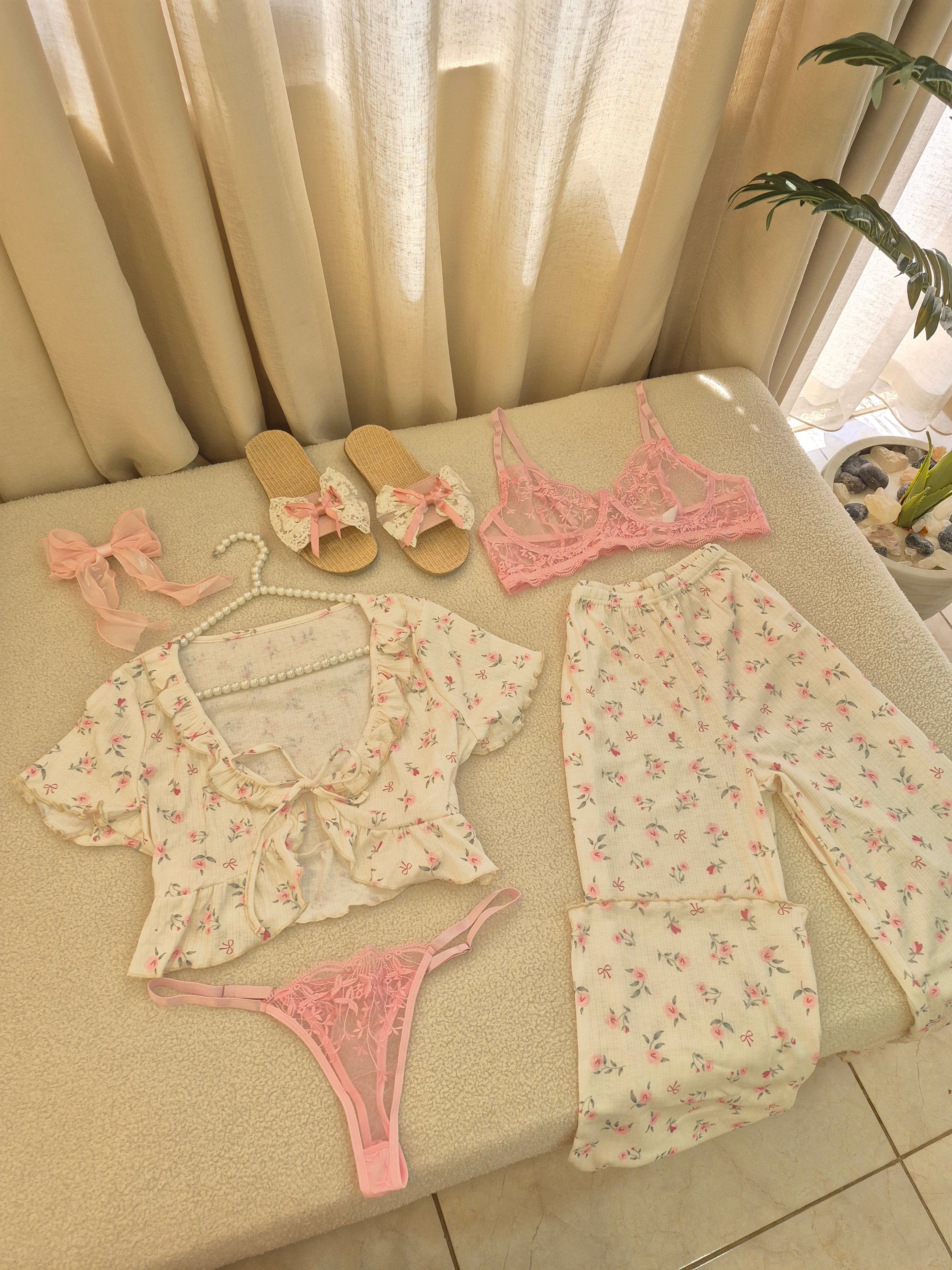Feminine Floral Pajama with Bra Set
