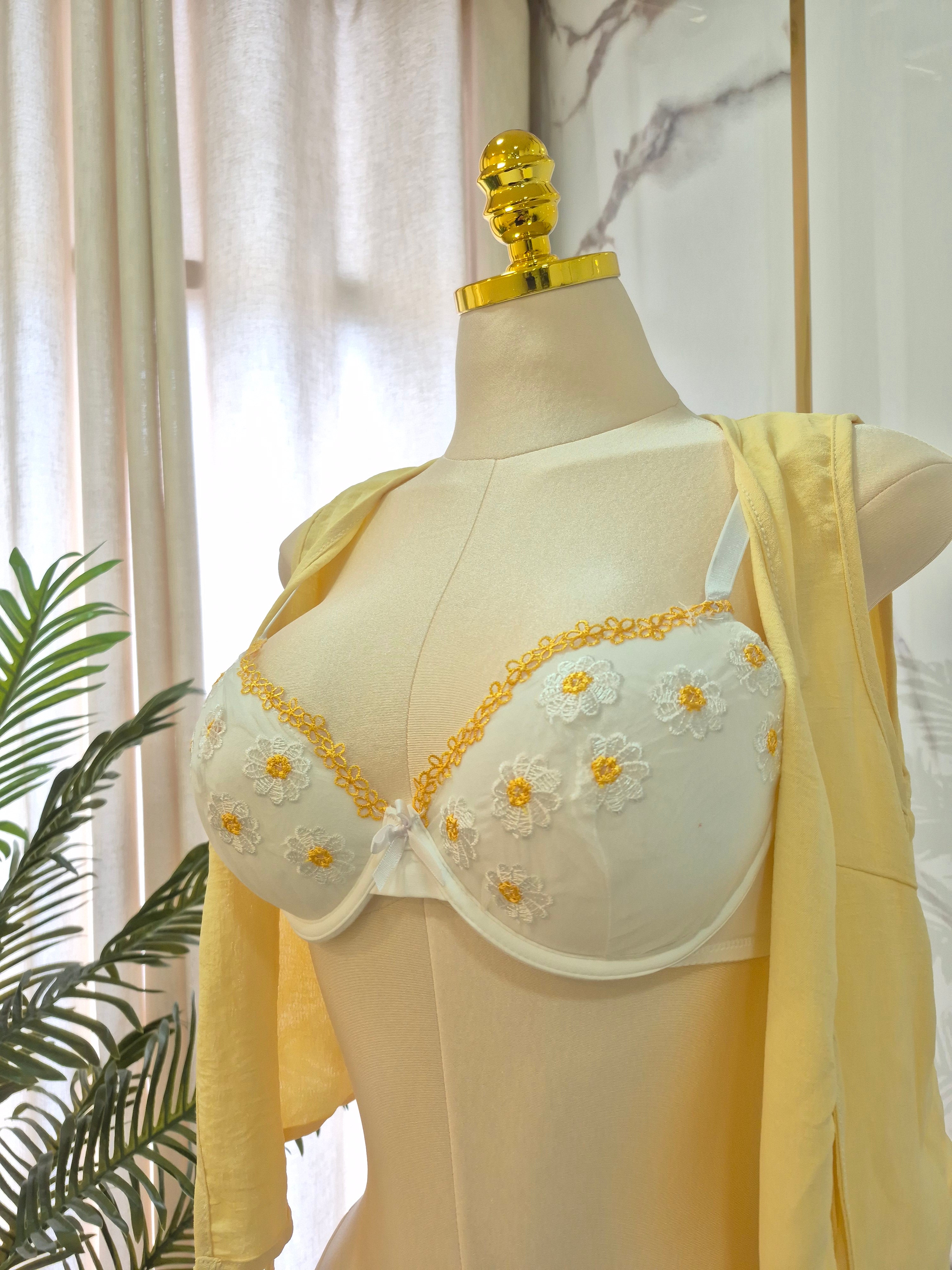 Yellow Bow Short Set With Bra