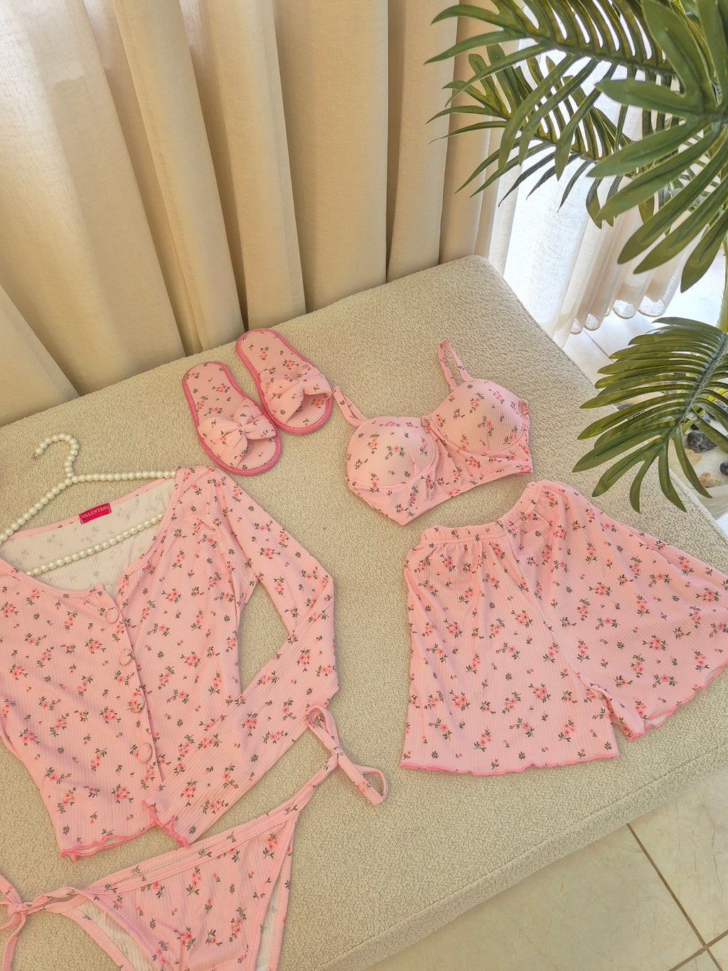 Pink Floral Set 6 pcs